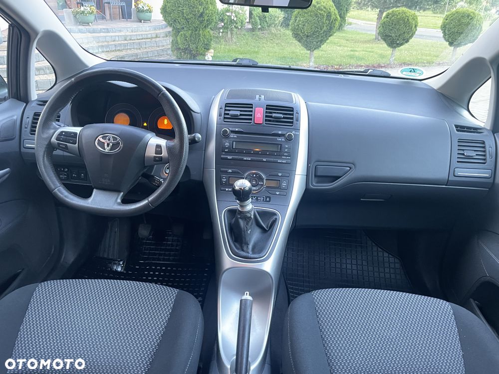 Toyota Auris 1.6 Life - 15