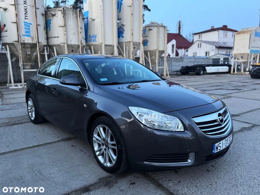 Opel Insignia 1.6 - 2