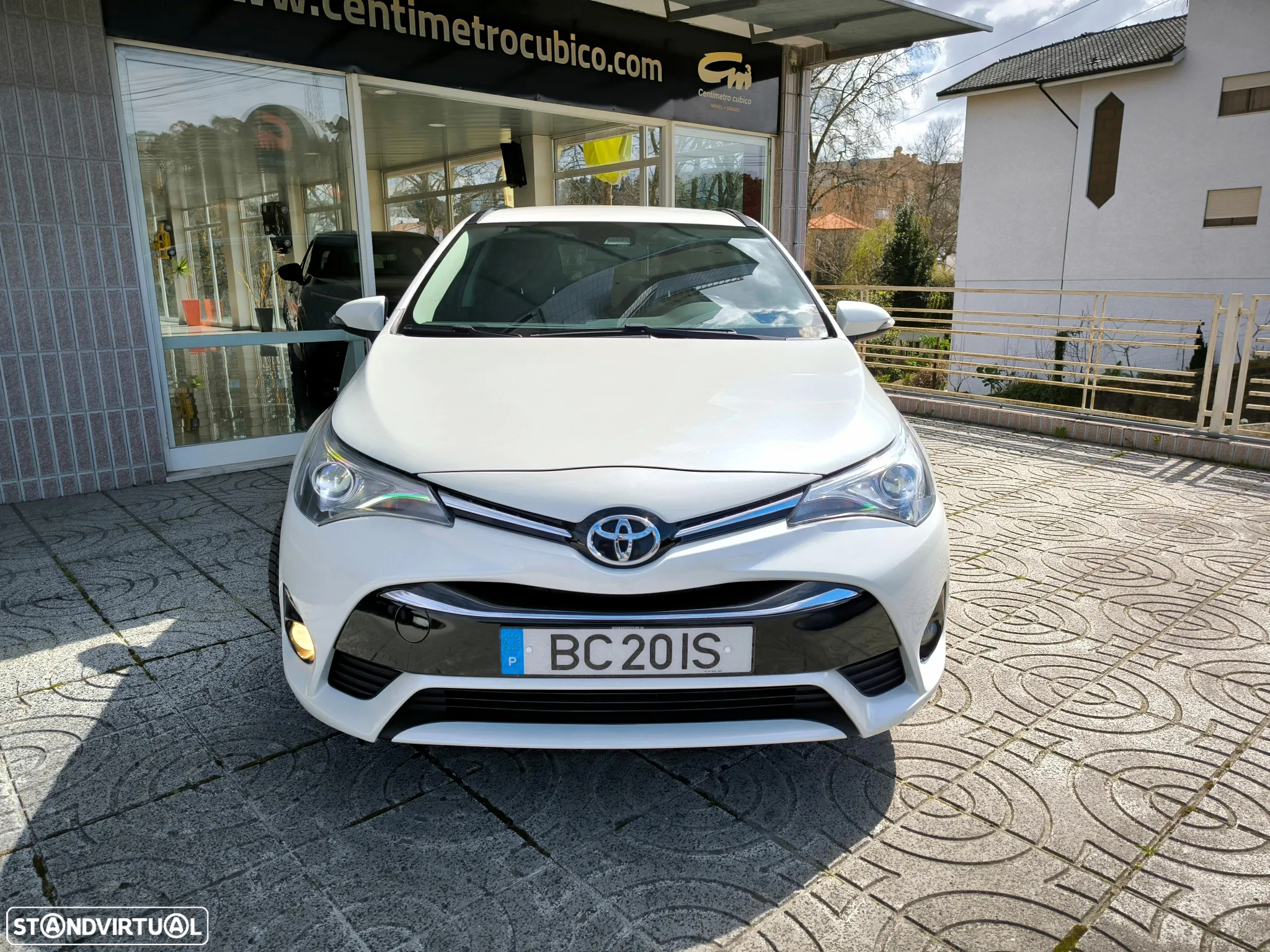 Toyota Avensis Touring Sports 1.6 D-4D Exclusive +P.Business - 8