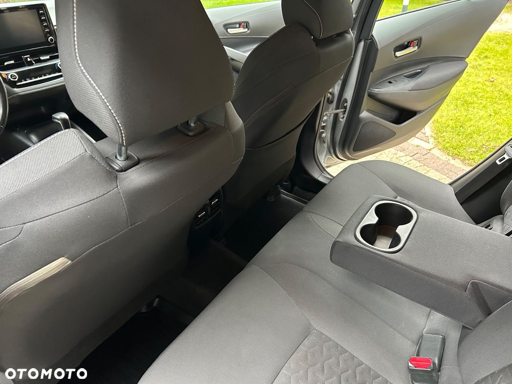 Toyota Corolla 1.8 Hybrid Comfort - 16