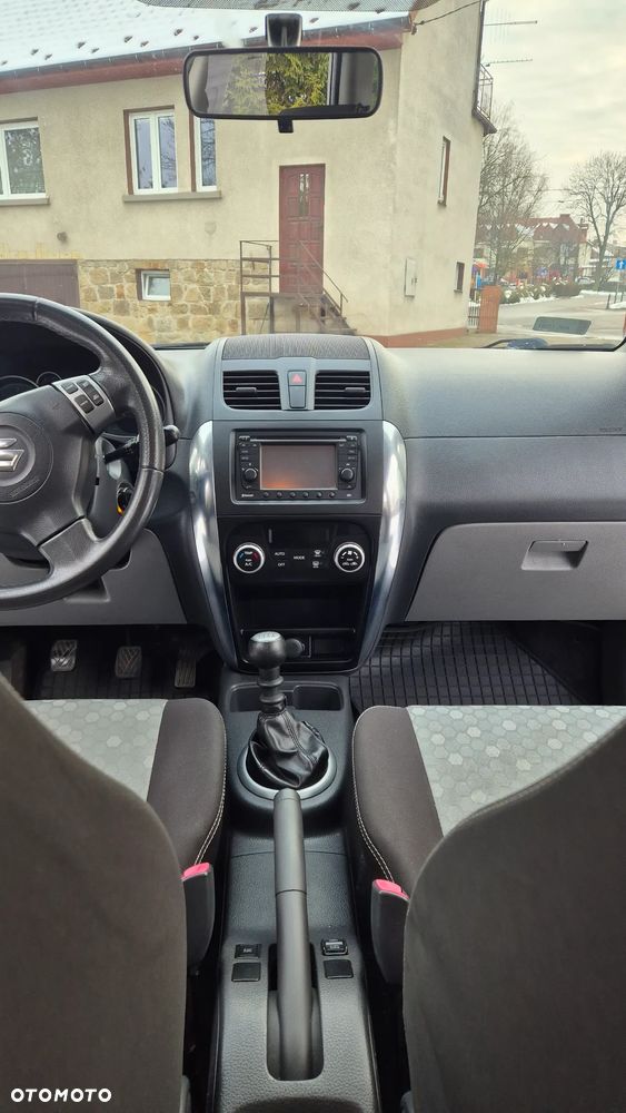 Suzuki SX4 - 9