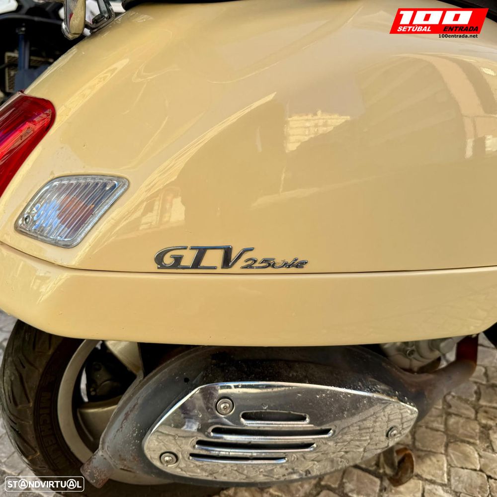 Piaggio Vespa GTV 250 - 21