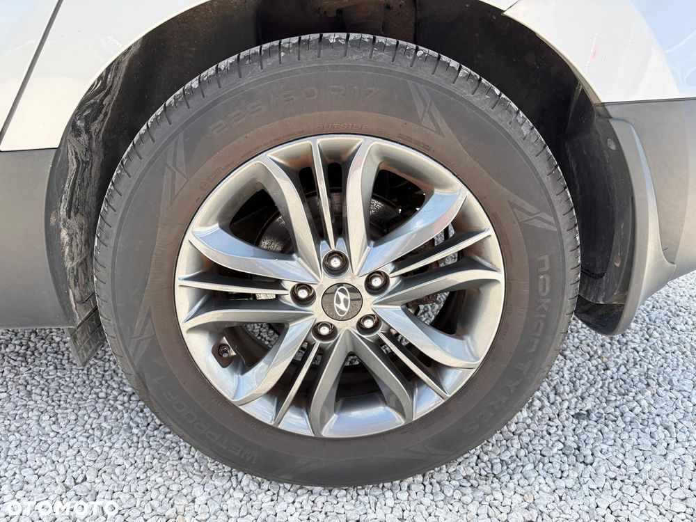 Hyundai ix35 2.0 CRDi 4WD Automatik Finale Silver - 11