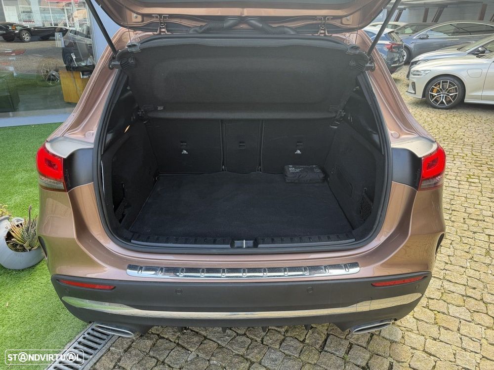 Mercedes-Benz GLA 250 e 8G-DCT AMG Line - 20
