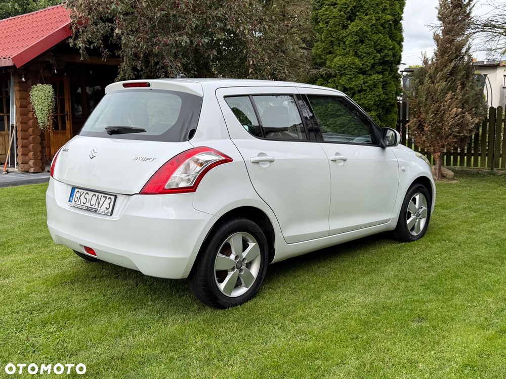 Suzuki Swift - 7