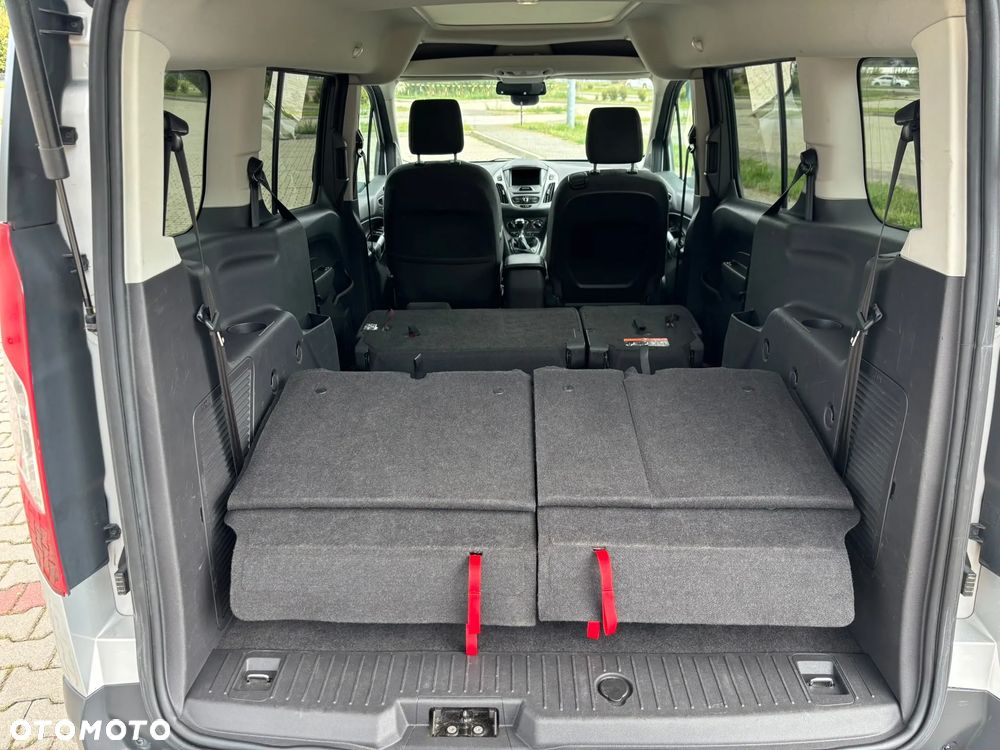 Ford Tourneo Connect Grand - 8