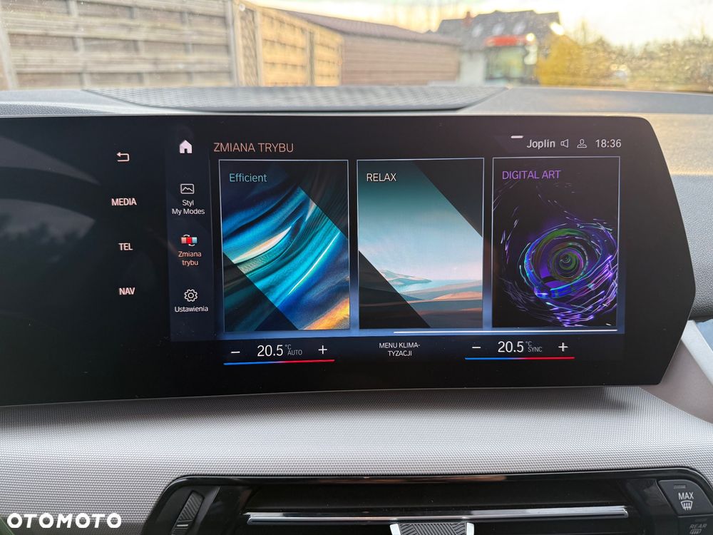 BMW Seria 2 218i - 37