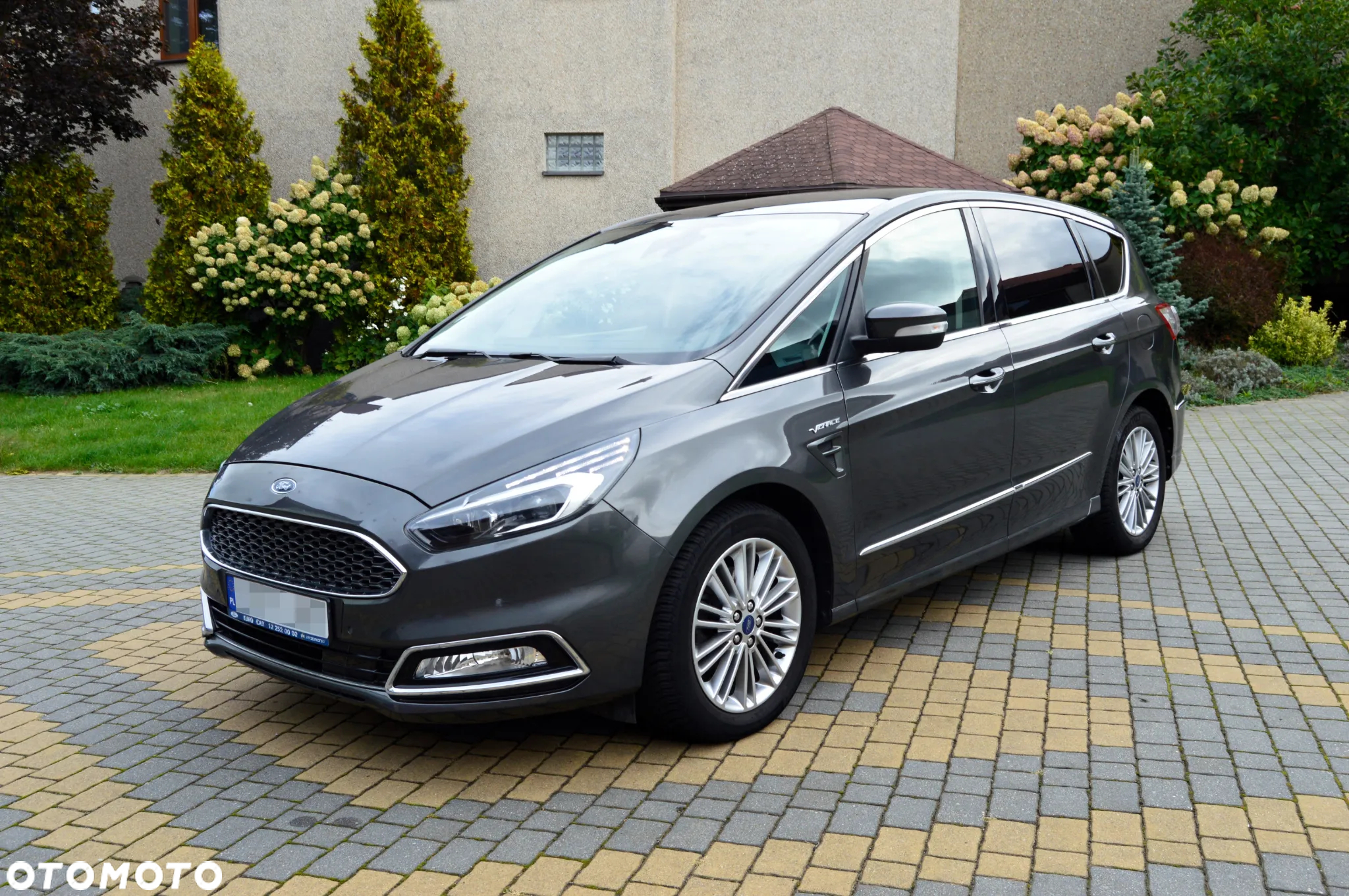 Ford S-Max 2.0 TDCi Vignale PowerShift - 2