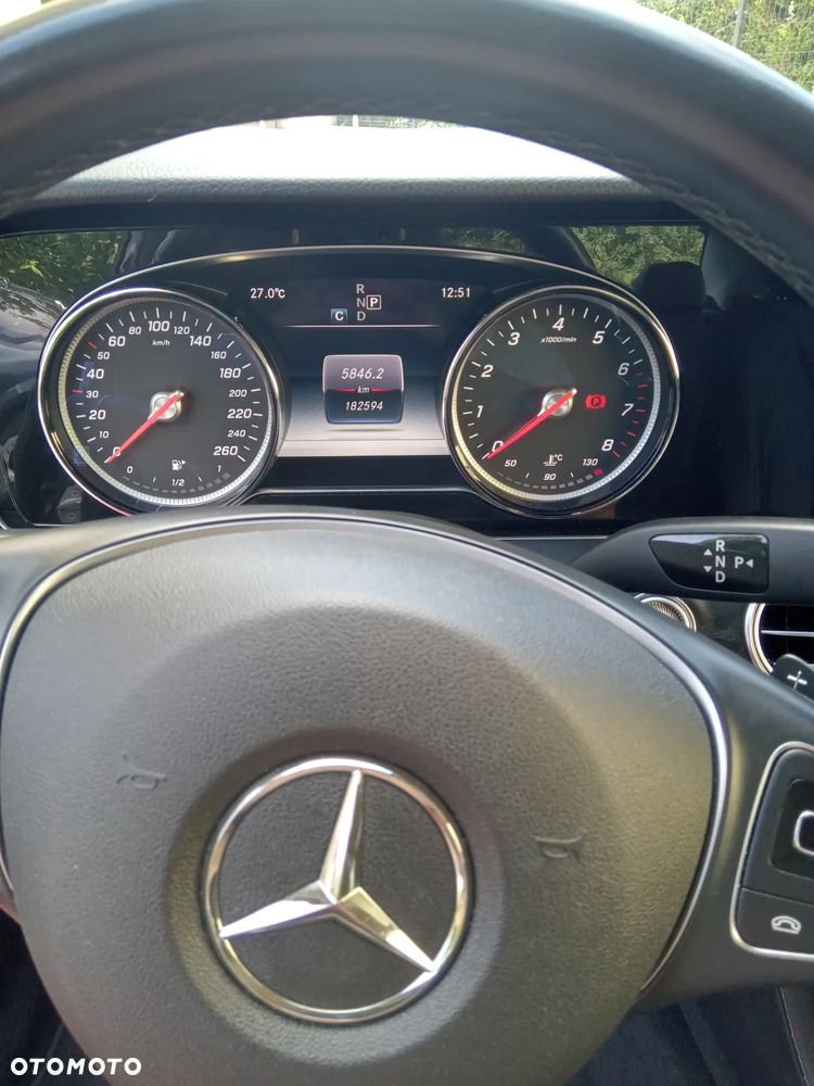 Mercedes-Benz Klasa E 200 9G-TRONIC Avantgarde - 30