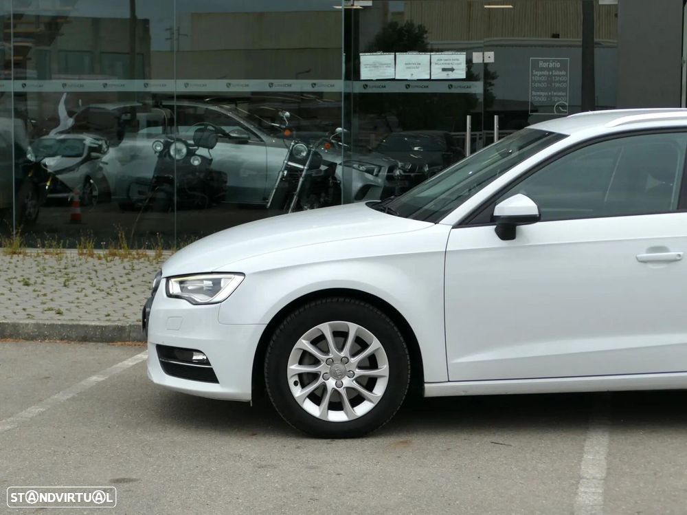 Audi A3 Sportback 1.6 TDI Advance Ultra - 14