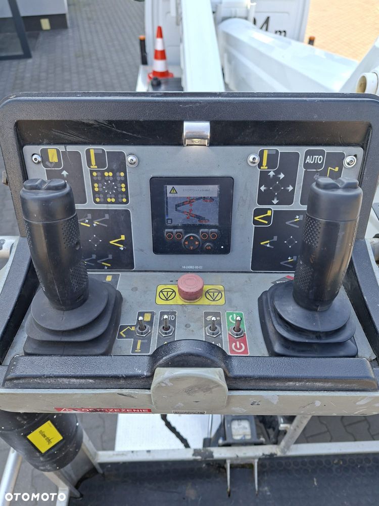 Versalift VTX-240 na Mercedes Sprinter 314 CDI - 4