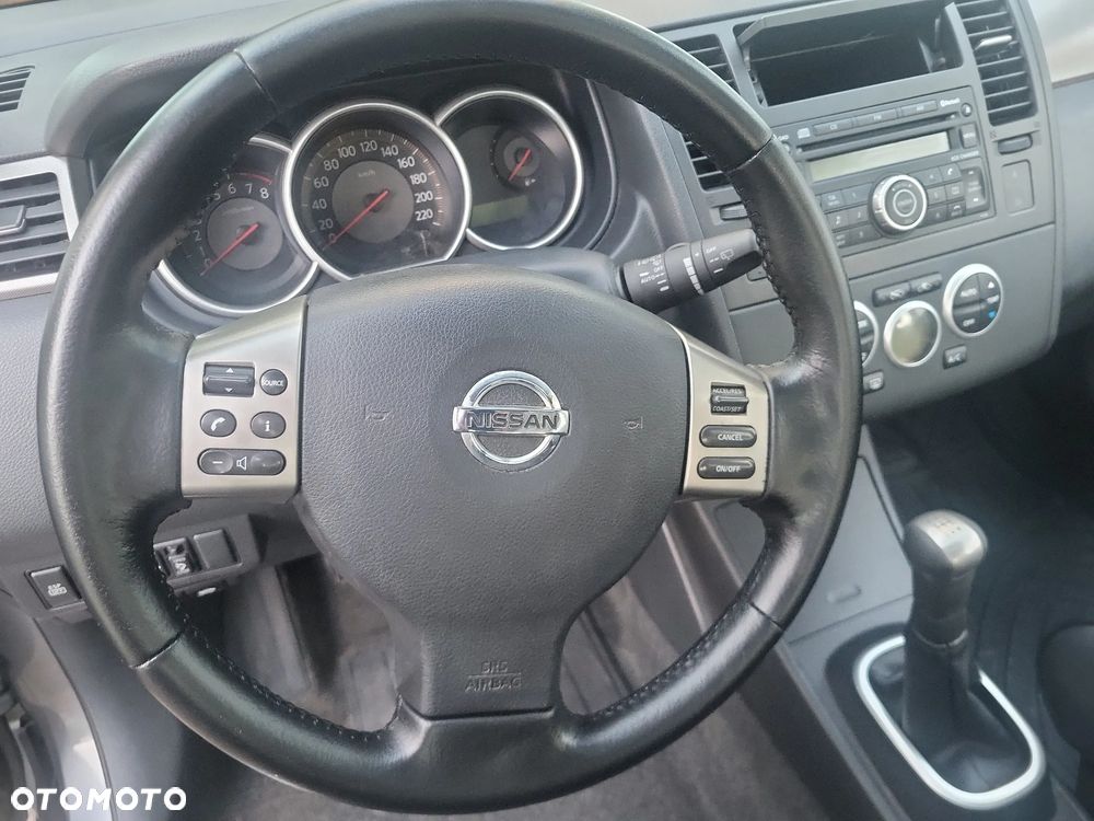 Nissan Tiida 1.6 Visia - 39