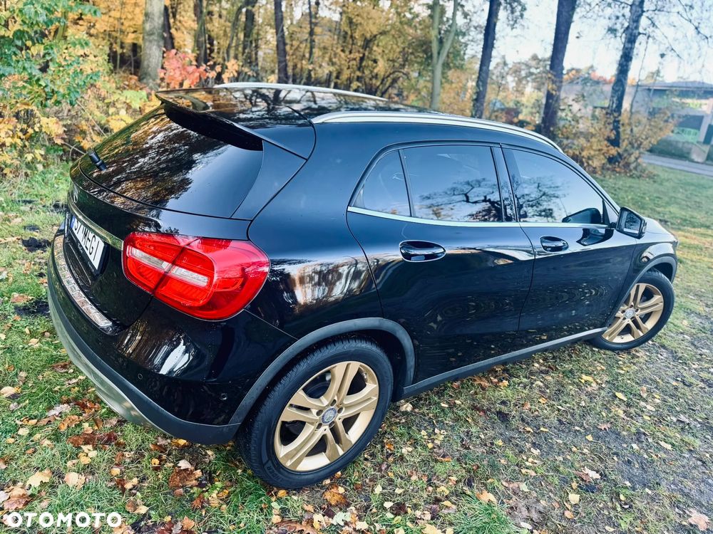 Mercedes-Benz GLA 220 CDI 7G-DCT AMG Line - 17