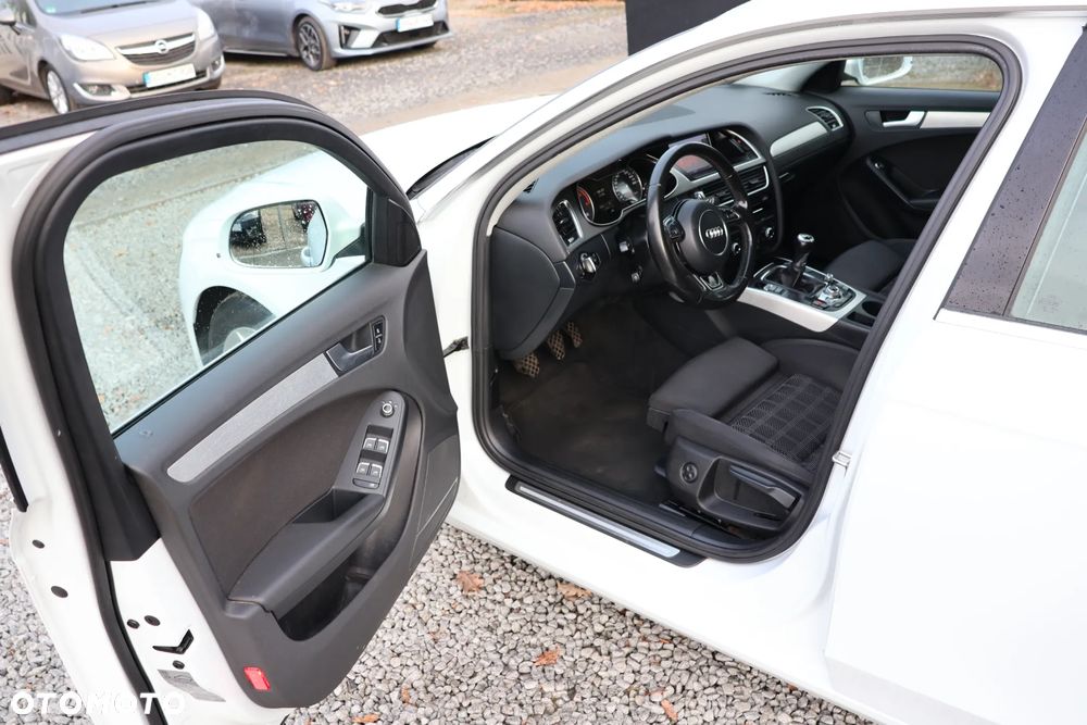Audi A4 Avant - 10