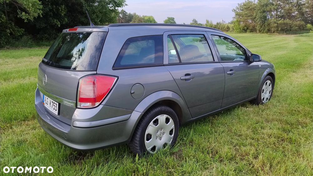 Opel Astra 1.6 Caravan Enjoy - 9