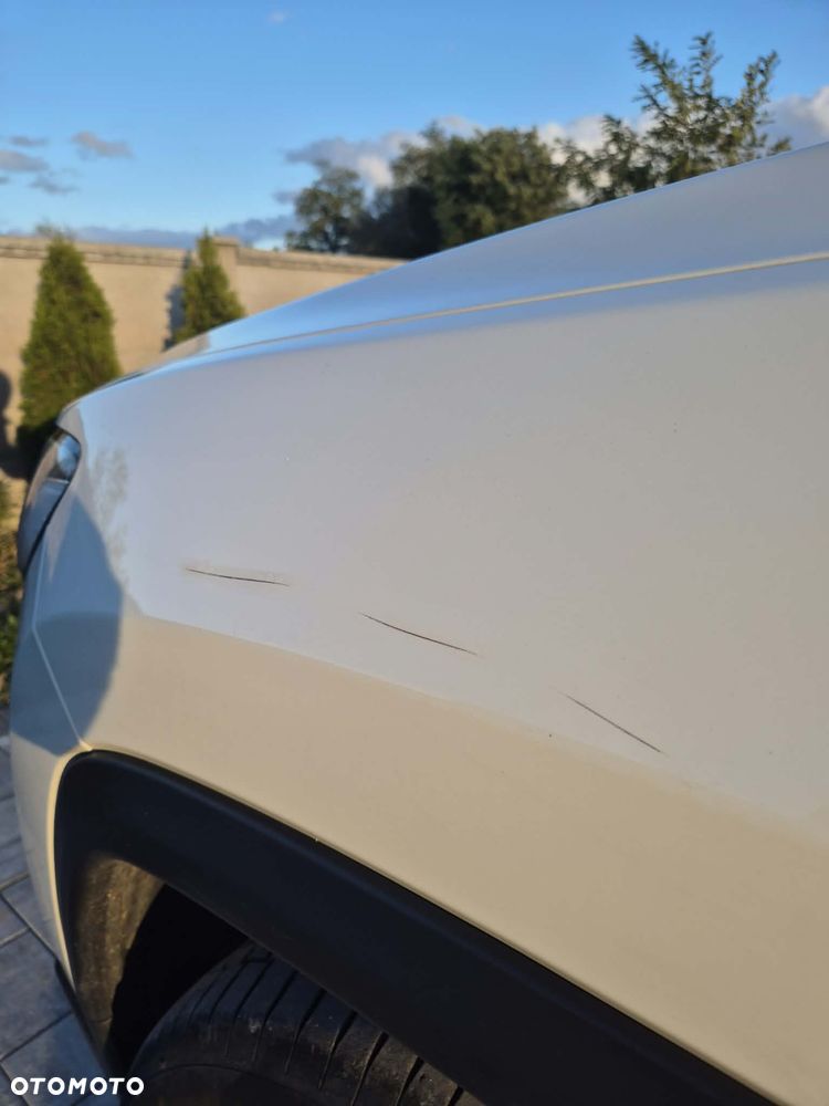 Jeep Compass - 25