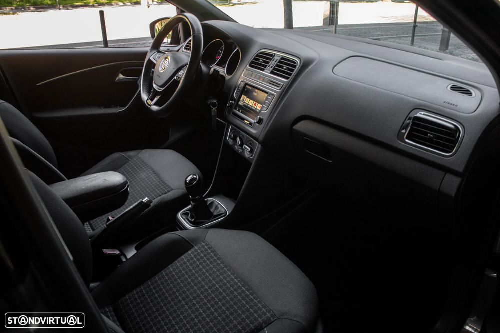 VW Polo 1.0 Confortline - 27