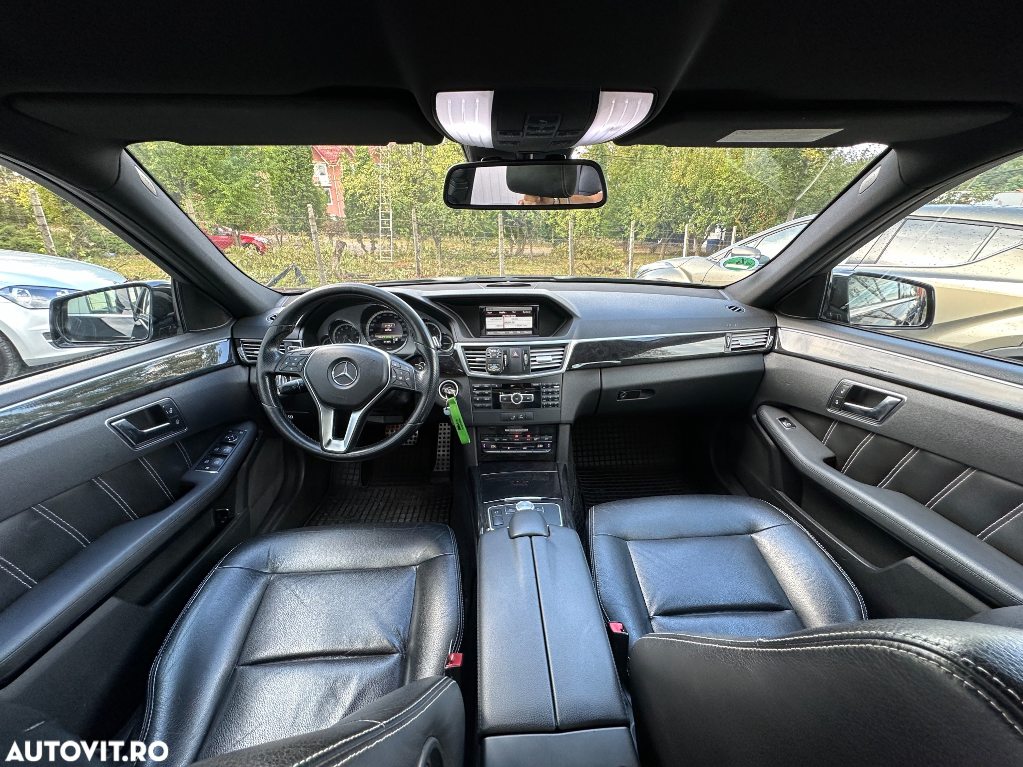 Mercedes-Benz E 300 BlueTEC HYBRID 7G-TRONIC Avantgarde - 7