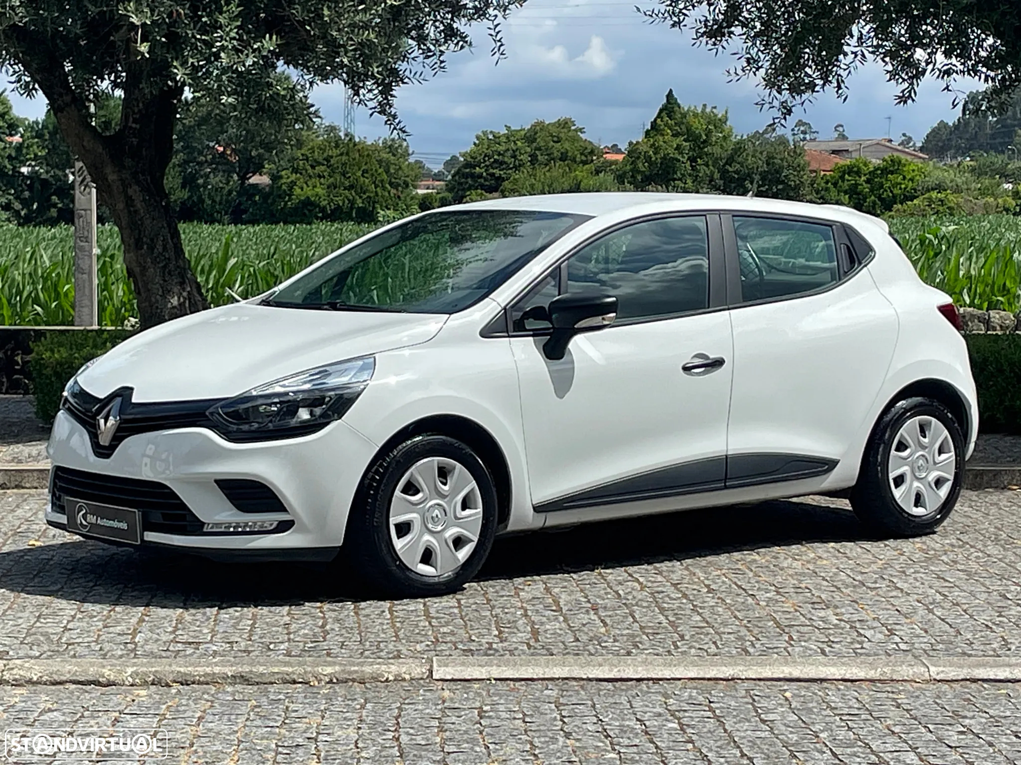 Renault Clio 1.5 dCi IVA Dedutível - 9
