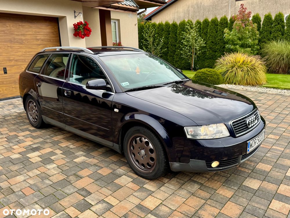 Audi A4 Avant - 4