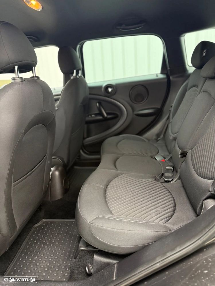 MINI Countryman Cooper SD ALL4 Auto - 15