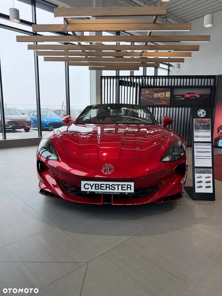 MG Cyberster 77kWh AWD Czarny Dach - 5