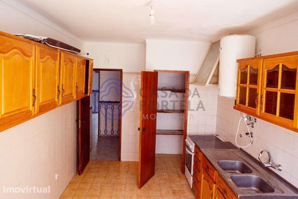 Apartamento T3 no Entroncamento com arrecadação e próximo à estação - Grande imagem: 5/20