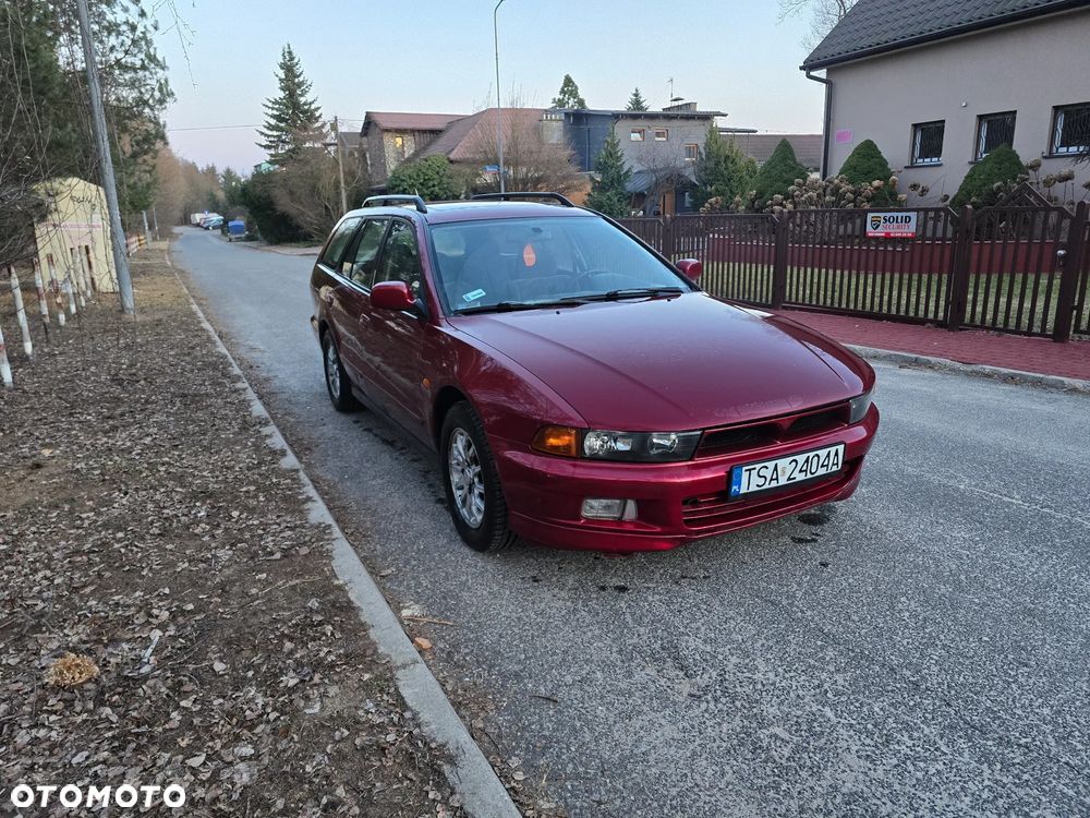 Mitsubishi Galant - 8