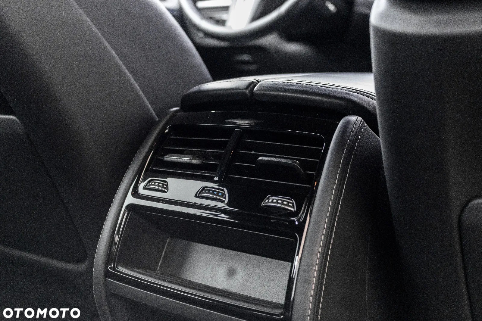 BMW Seria 7 730d xDrive sport - 25