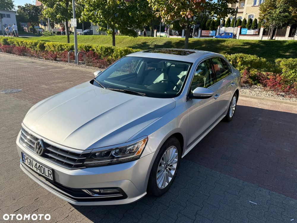 Volkswagen Passat 1.8 TSI (BlueMotion Technology) DSG Highline - 22