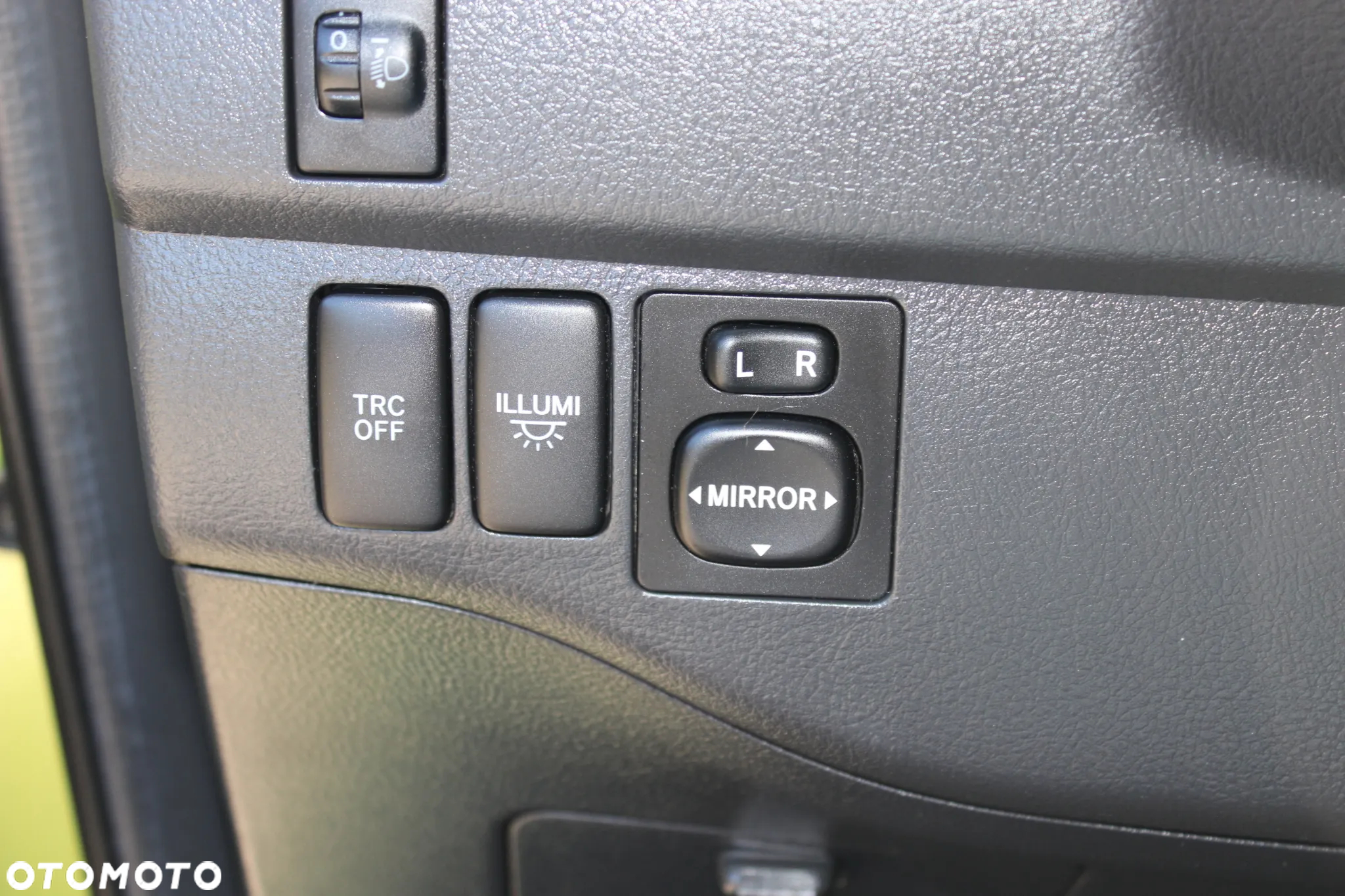 Daihatsu Materia 1.5 WhiteX - 19