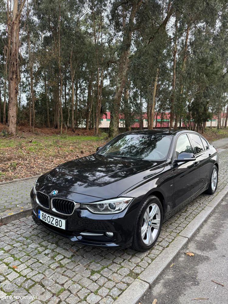 BMW 320 d Auto Line Sport - 4