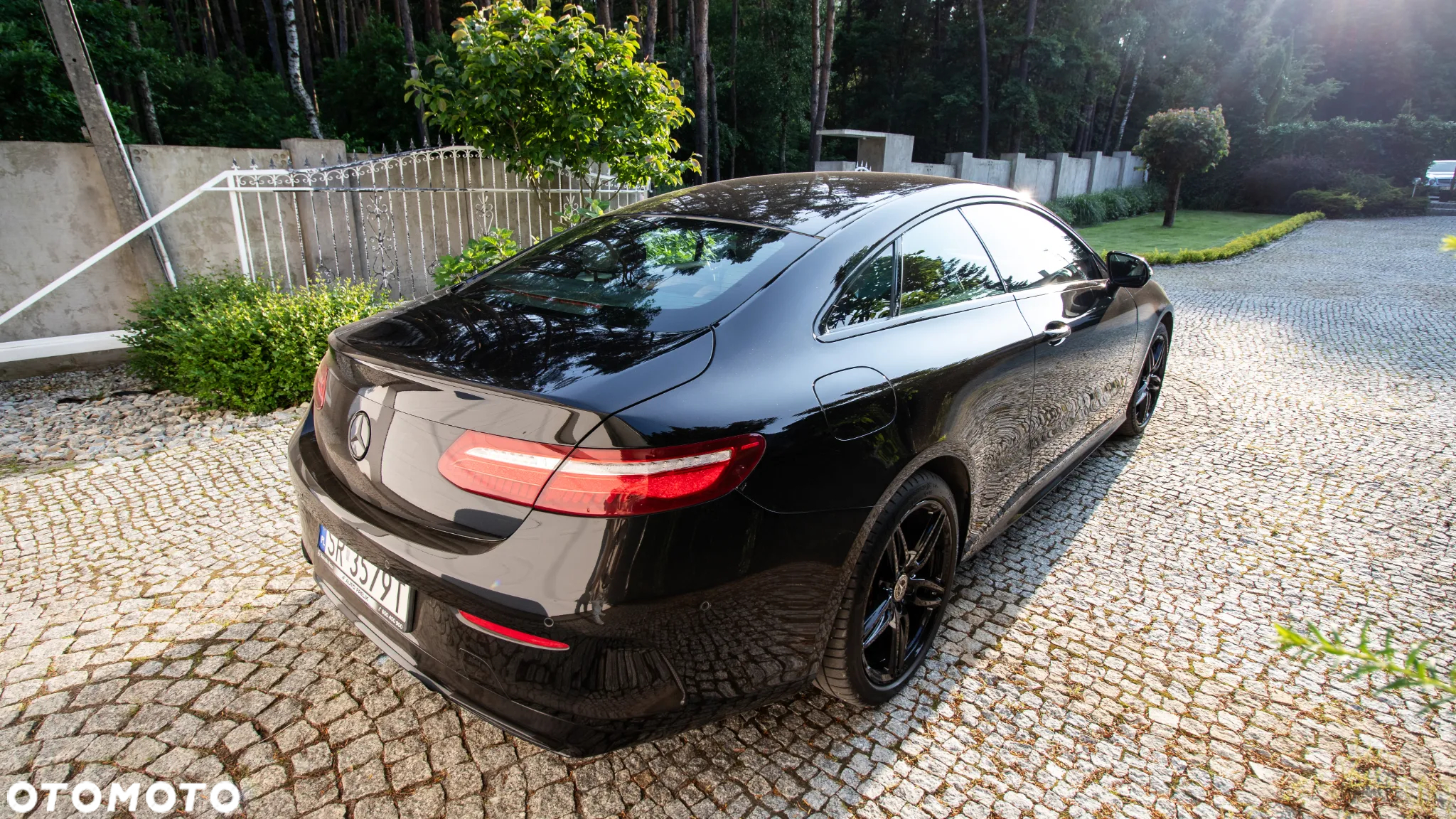 Mercedes-Benz Klasa E 400 d Coupe 4-Matic 9G-TRONIC - 5