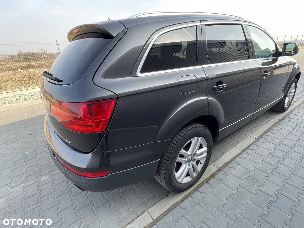 Audi Q7 3.6 FSI Quattro Tiptronic - 9