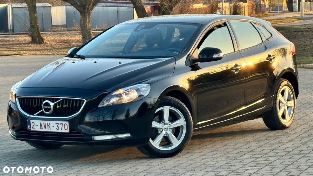 Volvo V40 D2 Momentum - 3