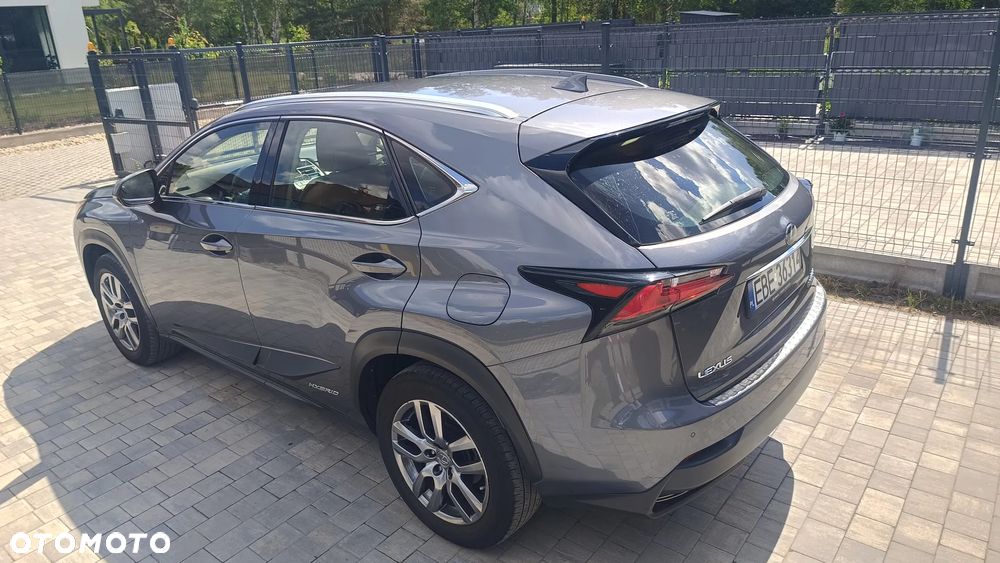 Lexus NX 300h Elegance AWD - 3