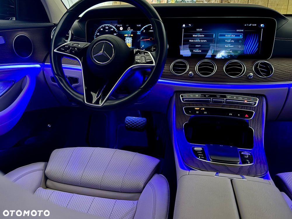 Mercedes-Benz Klasa E 220 d 4-Matic Avantgarde - 25