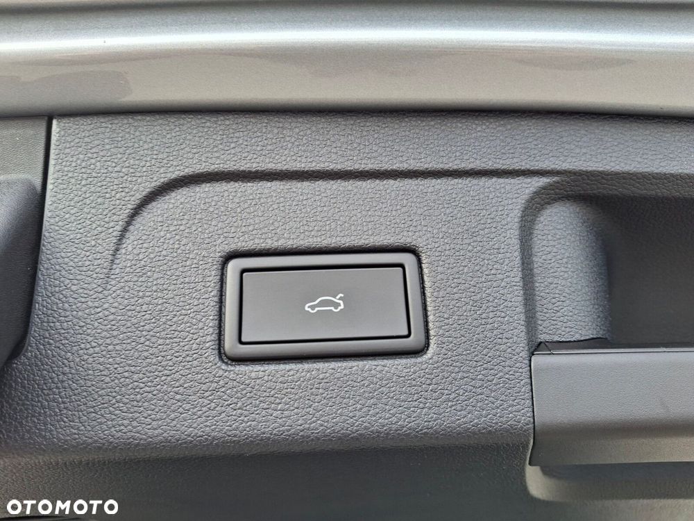 Volkswagen Touran 2.0 TDI BMT Highline DSG - 10