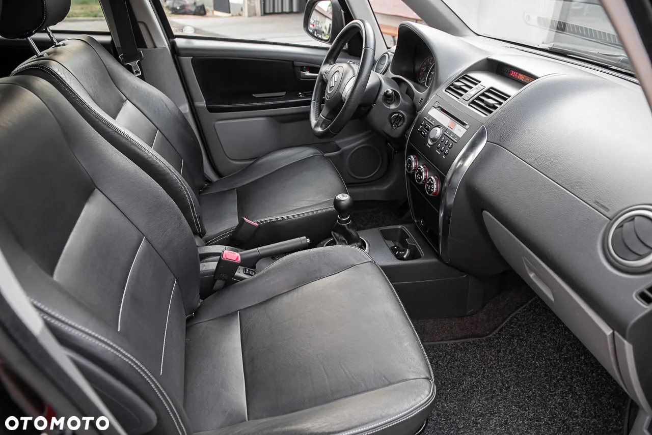 Suzuki SX4 1.6 Comfort Plus 4WD - 21
