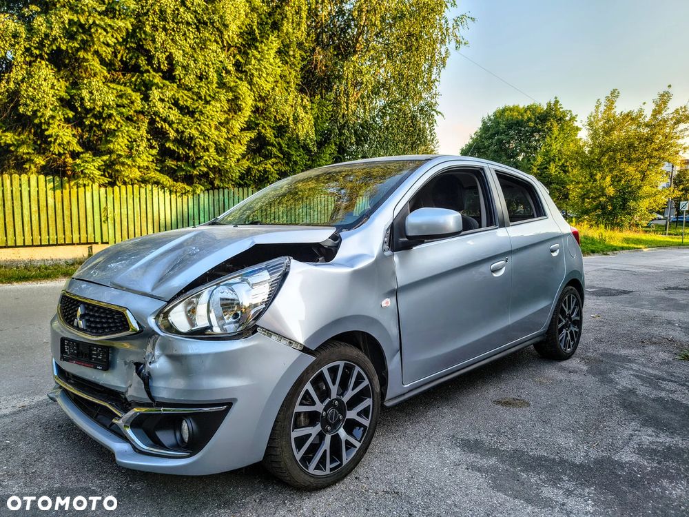 Mitsubishi Space Star 1.2 AS&G Invite CVT - 6