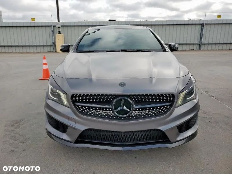 Mercedes-Benz CLA 250 4-Matic AMG Line - 2