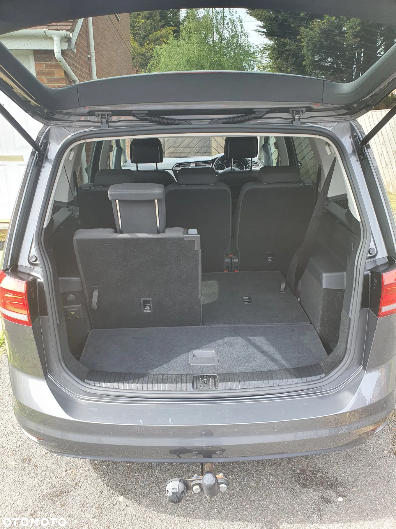 Volkswagen Touran - 20