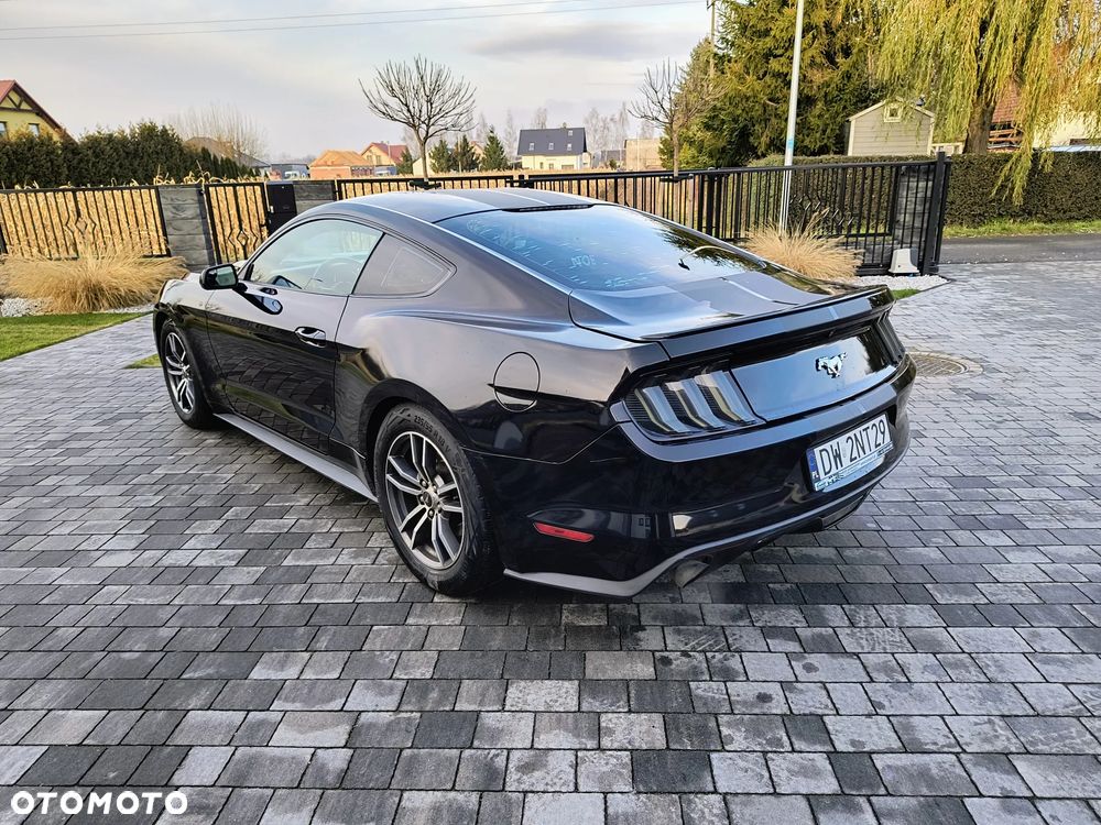 Ford Mustang 2.3 Eco Boost - 8