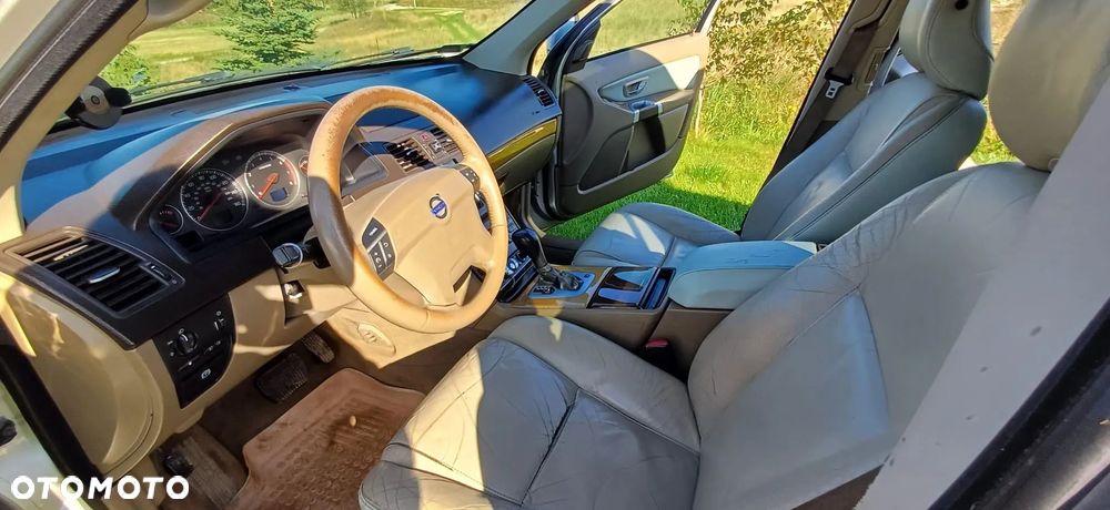 Volvo XC 90 3.2 AWD Momentum - 11