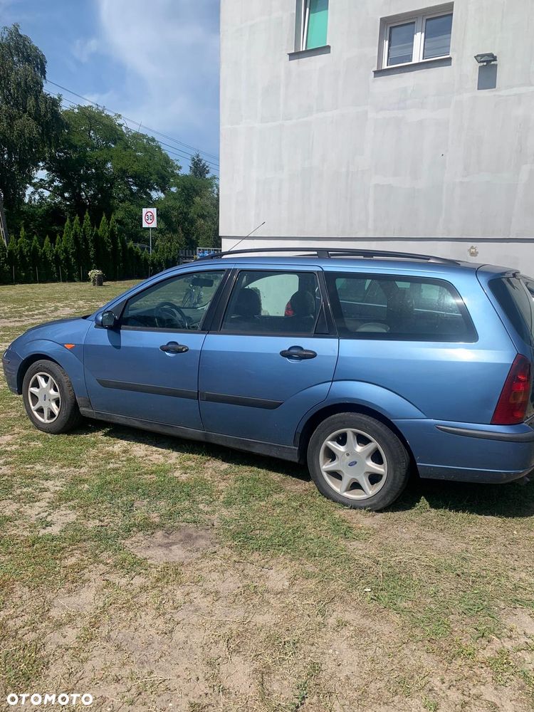 Ford Focus 1.8 TDDi Comfort - 6