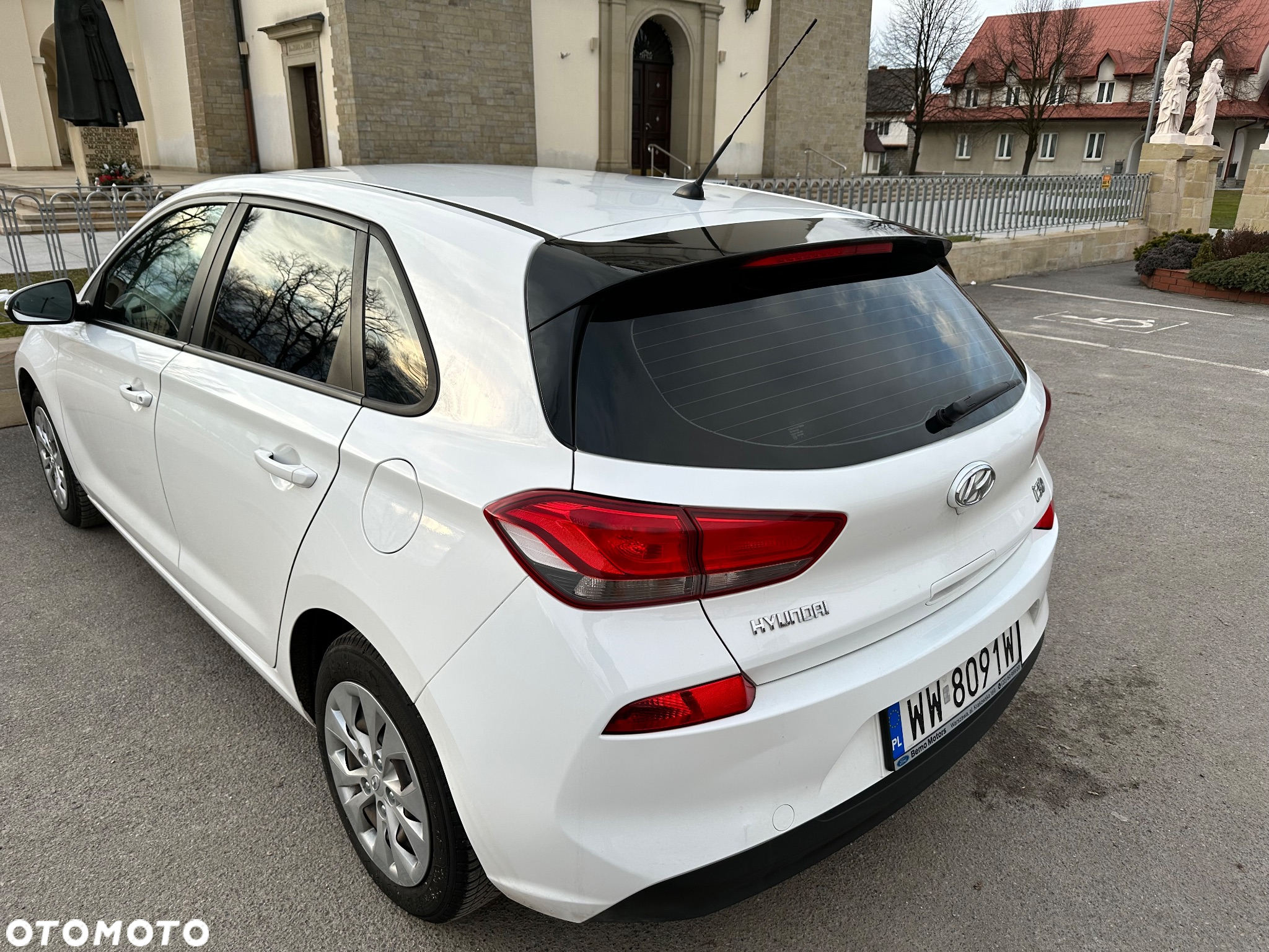 Hyundai i30 1.4 Premiere Comfort - 8