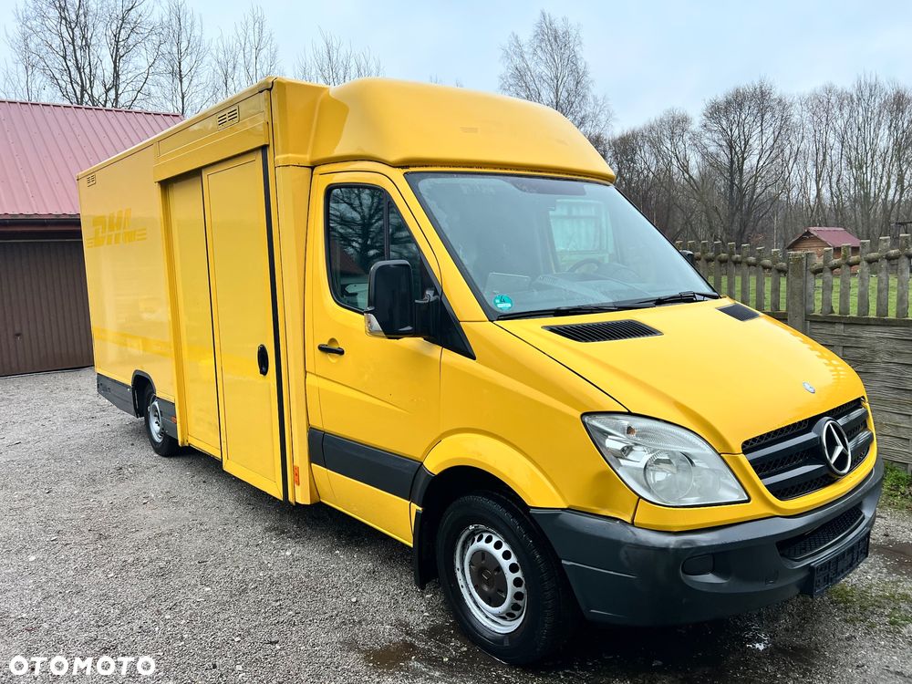 Mercedes-Benz Sprinter - 2