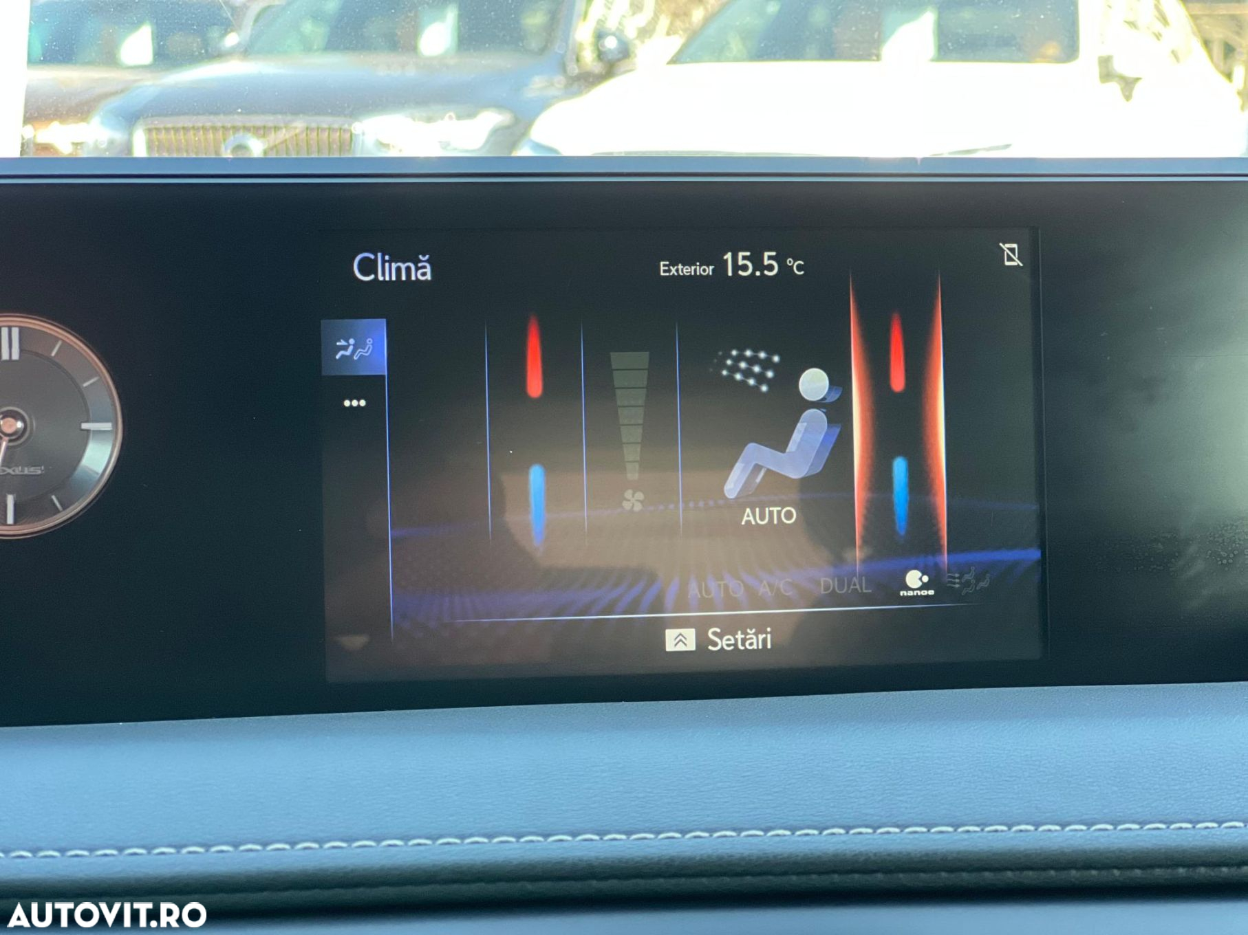 Lexus UX - 13