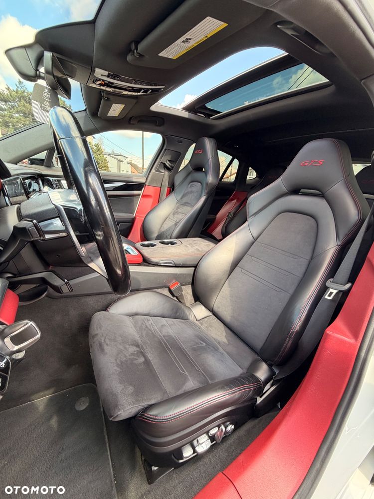 Porsche Panamera 4 - 13
