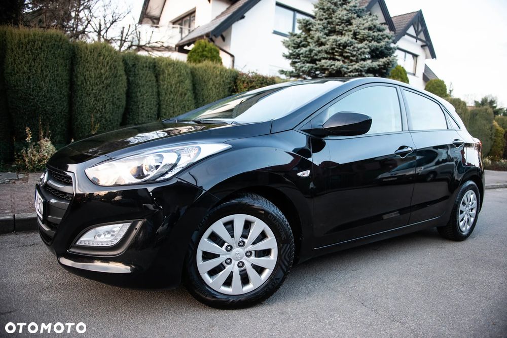 Hyundai i30 1.4 Premium - 1